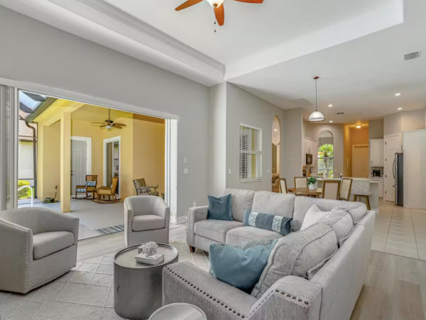 Naples Condo 1048496