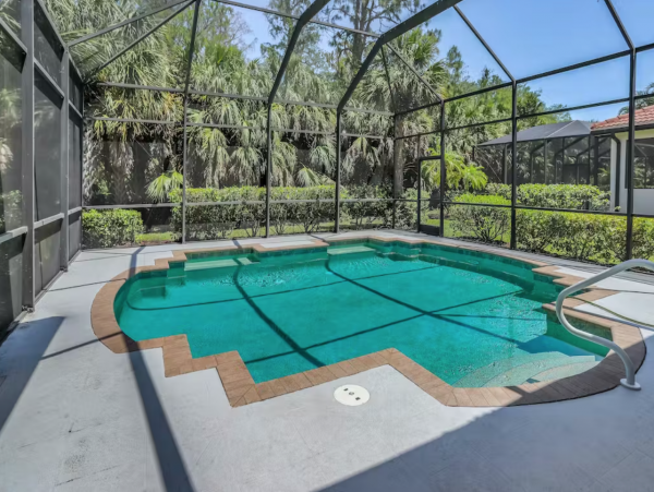 Naples Condo 1048496
