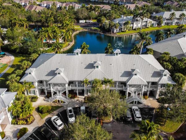 Naples Florida Vacation Rental Golf Course Condo with Pool & Tennis