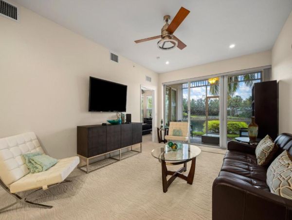 Naples Florida Vacation Rental Golf Course Condo with Pool & Tennis