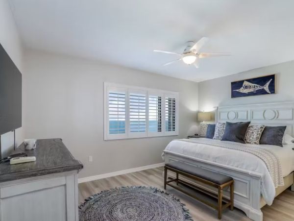 Naples Oceanfront Exceptional Two Bedroom Vacation Rental