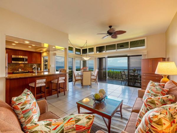 Kapalua 2 Bedroom Vacation Villa with Stunning Ocean Views