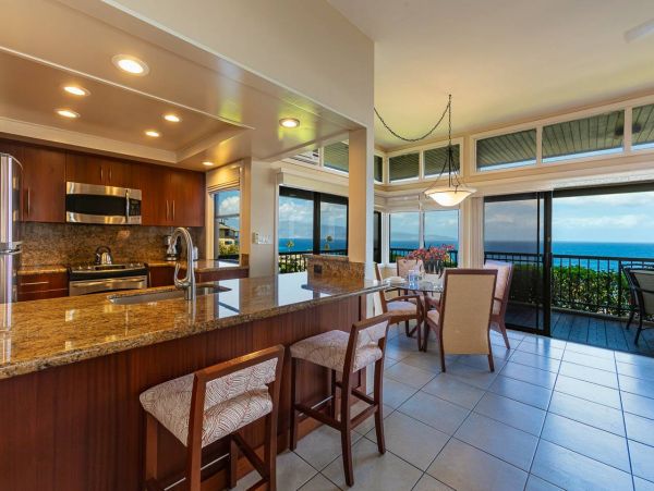 Kapalua 2 Bedroom Vacation Villa with Stunning Ocean Views
