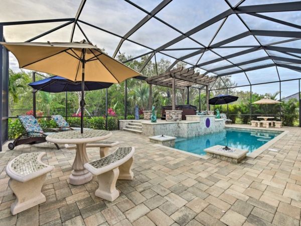 Ultimate Beach Retreat in Sarasota with Pool and Hot Tub