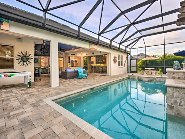Ultimate Beach Retreat in Sarasota with Pool and Hot Tub