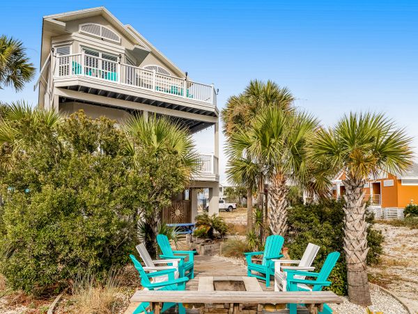 Stay in Style Navarre Beach Vacation Rental with 4 Bedrooms