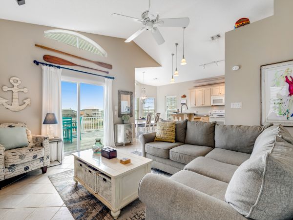 Stay in Style Navarre Beach Vacation Rental with 4 Bedrooms