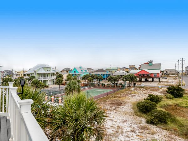 Stay in Style Navarre Beach Vacation Rental with 4 Bedrooms
