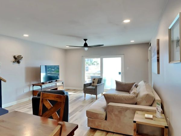 Gulf View Four Bedroom Vacation Home in Navarre Beach