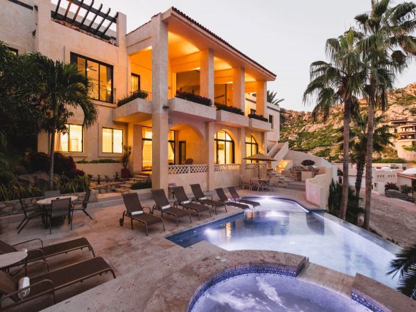 Cabo San Lucas Vacation Home Eight Bedroom with Pools