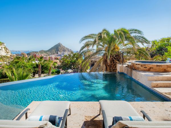 Cabo San Lucas Vacation Home Eight Bedroom with Pools