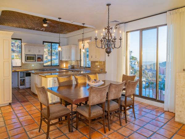Cabo San Lucas Vacation Home Eight Bedroom with Pools
