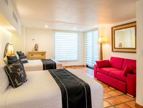 Cabo San Lucas Vacation Home Eight Bedroom with Pools