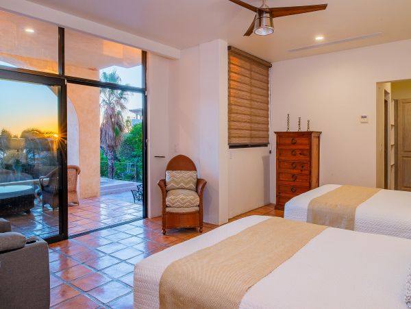 Cabo San Lucas Vacation Home Eight Bedroom with Pools