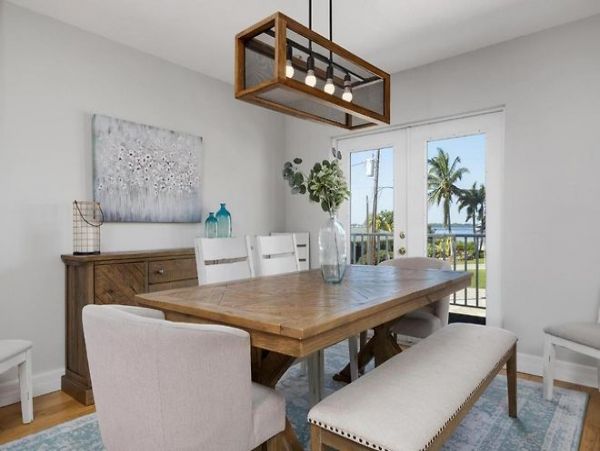 Bradenton Vacation Home Four Bedroom with Pool