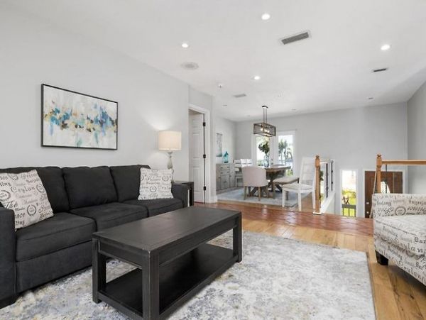 Bradenton Vacation Home Four Bedroom with Pool