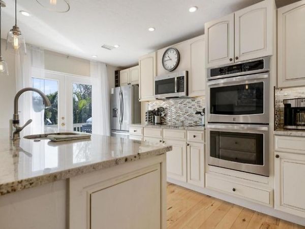 Bradenton Vacation Home Four Bedroom with Pool