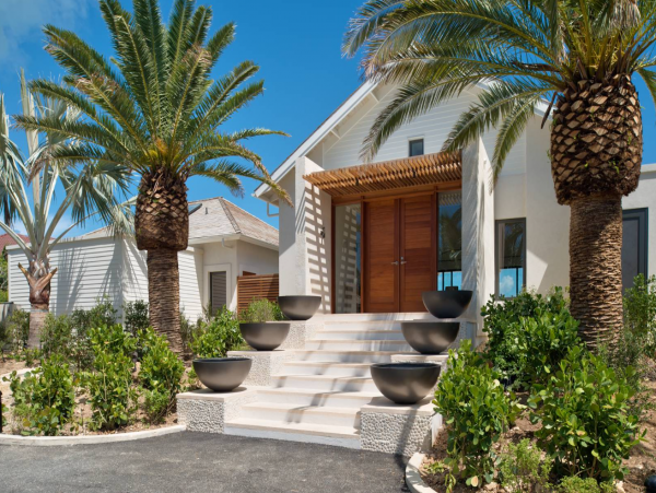 Luxury Waterfront Vacation Rental in Turks and Caicos