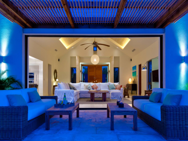 Luxury Waterfront Vacation Rental in Turks and Caicos