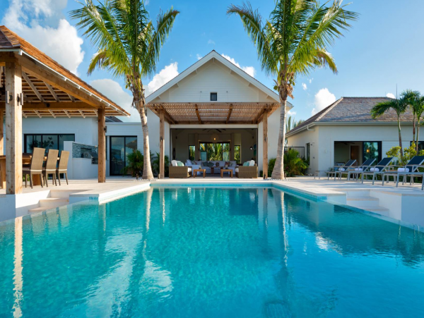 Luxury Waterfront Vacation Rental in Turks and Caicos