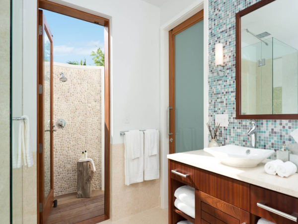 Luxury Waterfront Vacation Rental in Turks and Caicos