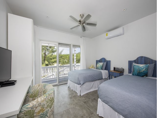 Bahamas Luxury Villa Sleeps Ten Guests