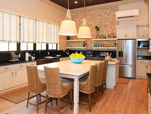 Luxury Bahamas Vacation Villa on Beach Sleeps 22