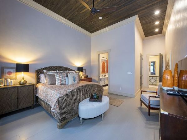 Luxury Bahamas Vacation Villa on Beach Sleeps 22