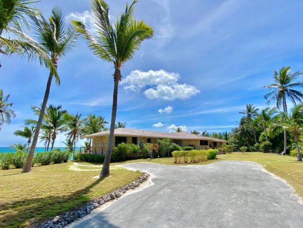 Secluded Bahamas Villa with Ocean Views & Heated Pool