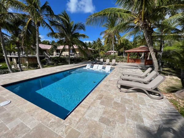 Secluded Bahamas Villa with Ocean Views & Heated Pool