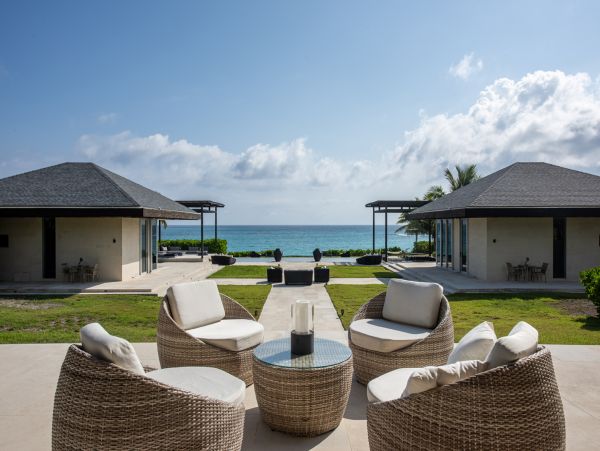 Beachfront Four Bedroom Vacation Rental in The Bahamas