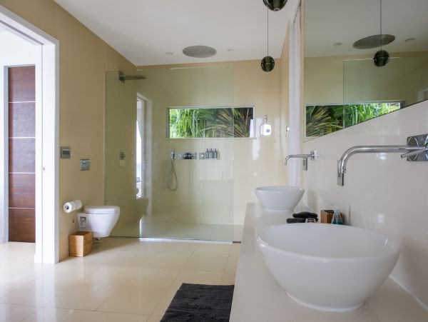 Beachfront Four Bedroom Vacation Rental in The Bahamas