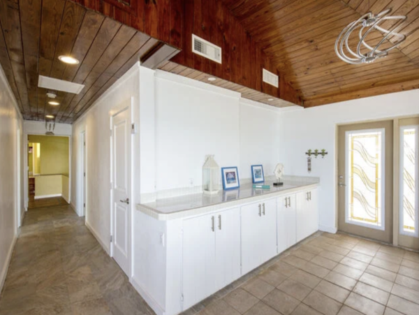 Luxury Eleuthera Vacation Rental - Ten Bay Beachfront Villa