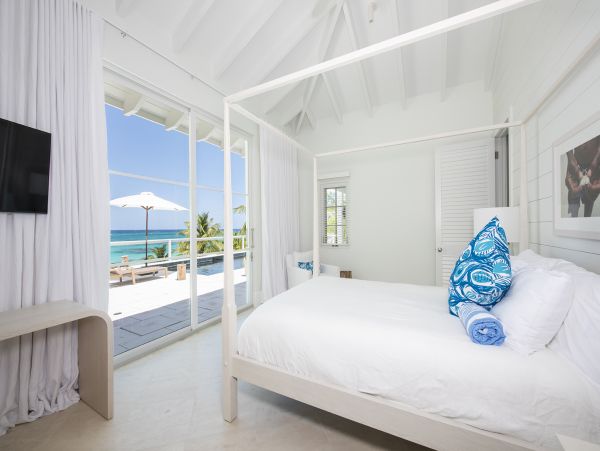 Oceanfront Bahamas Vacation Pool Home Four Bedroom