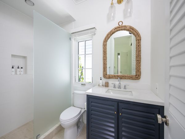 Oceanfront Bahamas Vacation Pool Home Four Bedroom