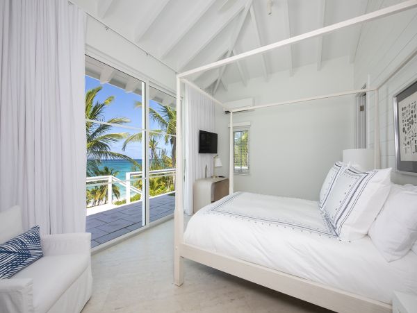 Oceanfront Bahamas Vacation Pool Home Four Bedroom