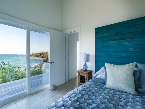 Luxury Beachfront Villa - Your Perfect Getaway