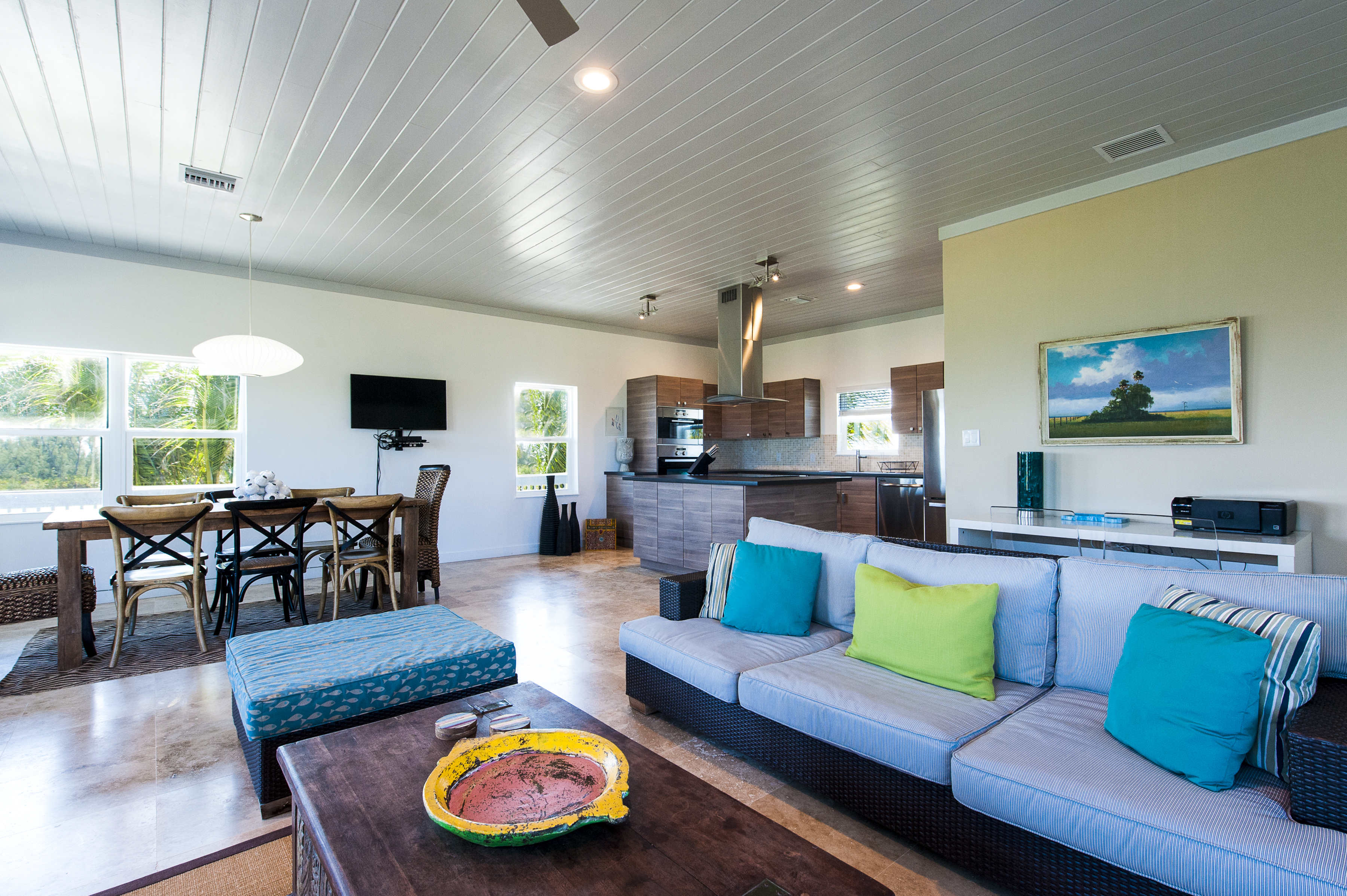 Luxury Beachfront Villa - Your Perfect Getaway
