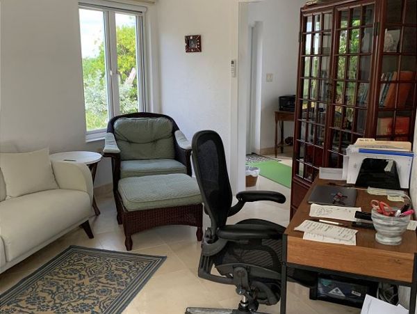 Bahamas Pool Home with 3 Bedrooms Located on the Beach