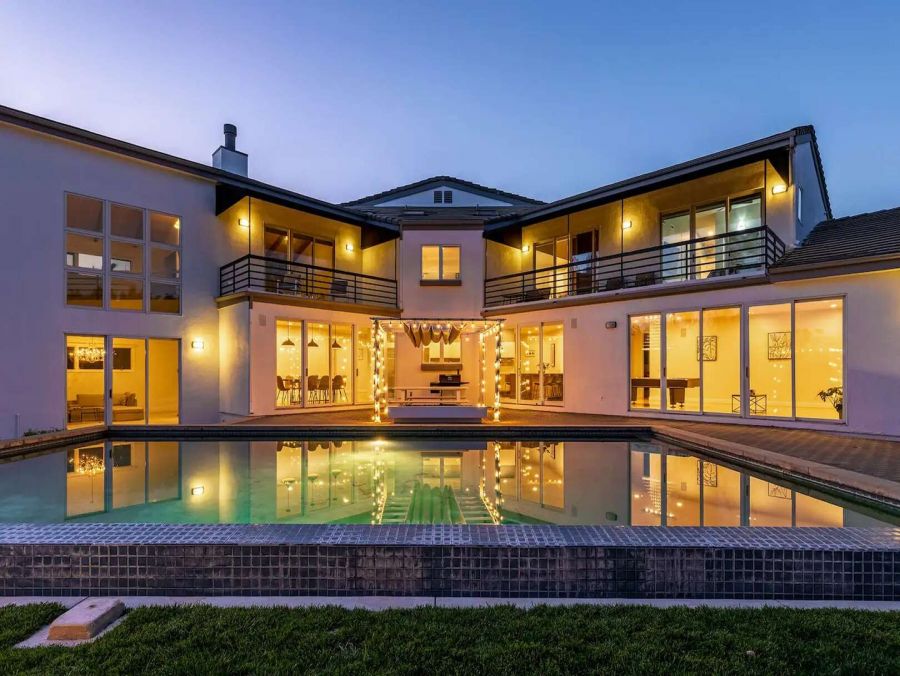 Mountain View Six Bedroom Luxury Home with Pool in Malibu
