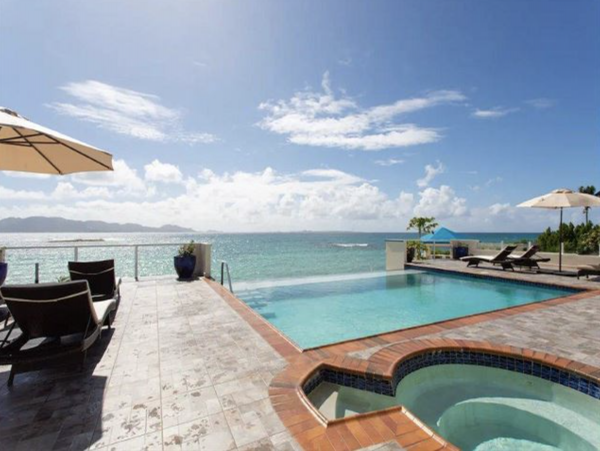 Luxury 7 Bedroom Beachfront Estate in Blowing Point