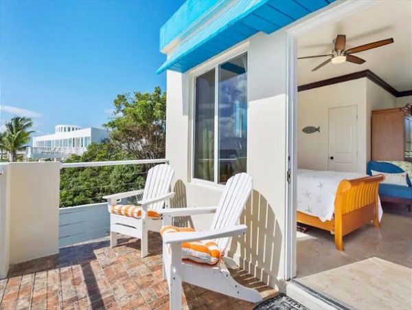 Luxury 7 Bedroom Beachfront Estate in Blowing Point