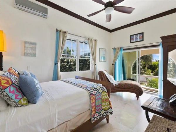 Luxury 7 Bedroom Beachfront Estate in Blowing Point