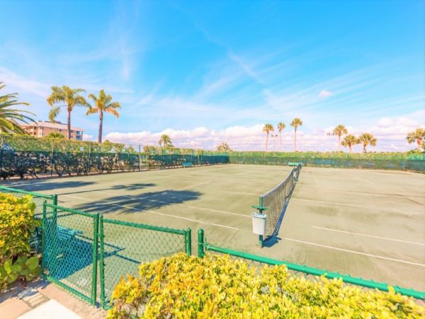 Siesta Key Vacation Condo Three Bedroom Walk to Beach