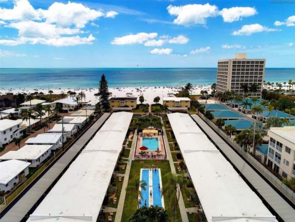 Siesta Key Vacation Condo One Bedroom