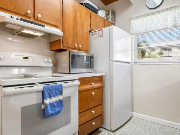 Siesta Key Vacation Condo One Bedroom