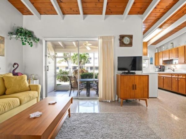 Siesta Key Vacation Condo One Bedroom