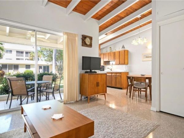Siesta Key Vacation Condo One Bedroom