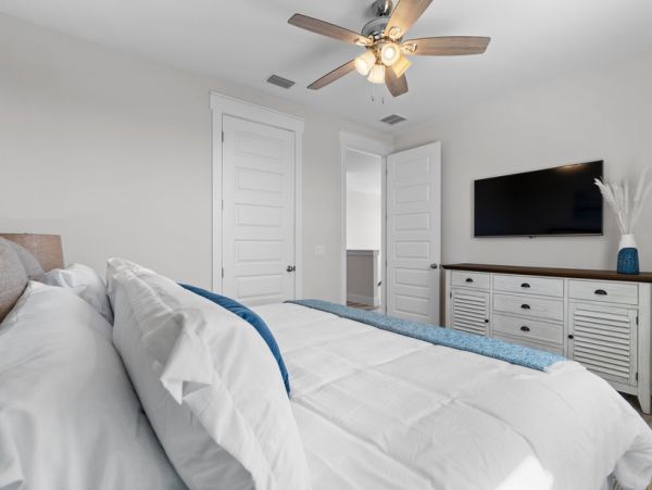 Five Bedroom Luxury Vacation Home In Panama City Beach