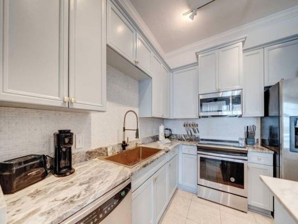 Stunning 5 Bedroom Vacation Condo in Panama City Beach